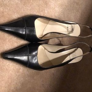 Joan & David comfort sling back. Leather upper.